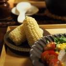 薬味たっぷりで美味さ倍増！自家製サラダチキンがメインのヘルシー晩ごはん。