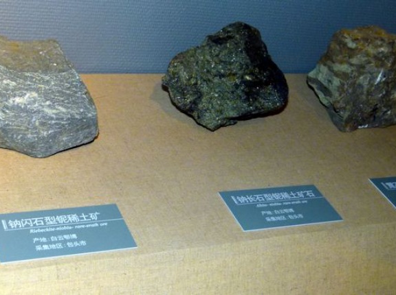 中国が世界生産の7割握るレアアース、日本企業への輸出手続きに遅れ…関係悪化で揺さぶり？！