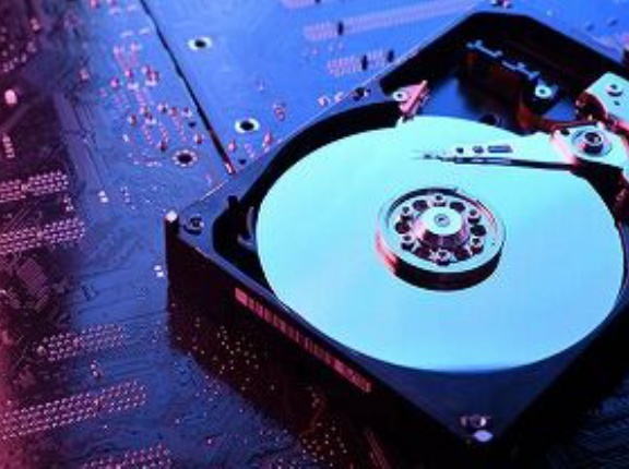 【HDD】数十TB抱えてたら「なんでこれ保存したんやろ？」ってファイルが大量に出てくるよな