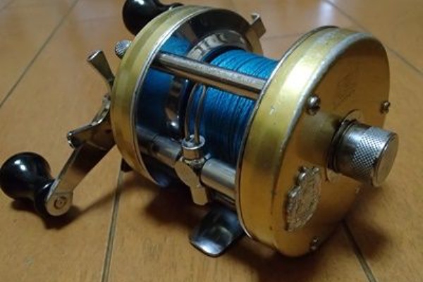 ABU Ambassadeur 5500 GOLD/ アブ アンバサダー シャンパン ゴールド ...