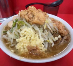 月に一度は来てしまう　ラーメン二郎 柏店