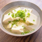 【豆腐×寒い夜】「結局これに戻る」「体がほっとする」毎日食べたい温かいレシピ3選