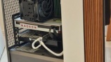 俺のパーソナルコンピュータかっこよすぎだろ…（※画像あり）