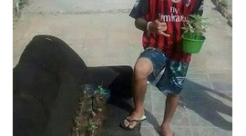 【バカ発見器】「俺様クール！」 マリファナ栽培をSNSで自慢 → 速攻で逮捕される