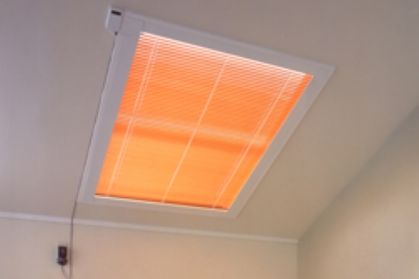 天窓用ブラインド 愛媛県松山市 Curtain Shop カーテンショップファン