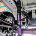 DA16Tキャリイにフロント強化スプリングとリヤ強化ショックアブソーバーとフロントスタビライザーの取付です！