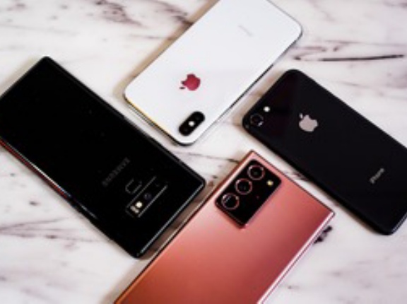 スマホが普及する前に戻りたい奴おる？