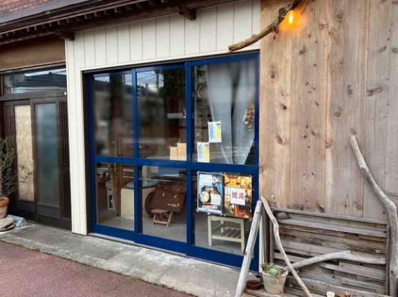 西区内野町に『こんこん堂』なる印刷編集室と小さな本屋さんがオープンするらしい。