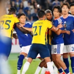 べるサッカー