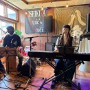小樽八角屋堺町店にてMickとRecallのツーマンライブであった。オープニングアクトにティーンズバンドが花を添えてくれました。その②