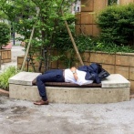 【愕然】企業「クビにできないし働かないおじさんはド田舎の工事現場でキッツイ作業でもやらせて自分から辞めてもらおうwｗ」→結果！