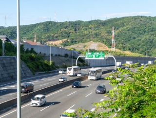 新名神「高槻JCT〜高槻IC」上下線が夜間通行止めになるみたい。11月10日〜22日