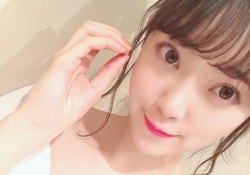 【乃木坂46】み、みおな... 堀未央奈が胸元セクシーなオフショル画像公開www