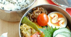 豚小間とピーマンのカレー炒め弁当【やりません】