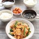 ウィークデー５日間の晩ごはん＃１  ２日目「鶏たまキムチ炒め」「しらすと海苔の韓国風スープ」