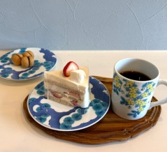 【宝塚市 ケーキ】数々の有名誌掲載！住宅街にひっそり佇む『すず菓子店』で、心がほっと緩む癒しのスイーツがお出迎え