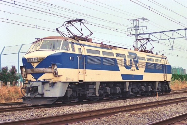 線路は続くよどこまでも - JR貨物試験塗装機