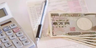 我が家は公務員2馬力で独立会計。子供が産まれて一年たち、家を買おうかという話になったので自分の通帳を見て見たんだけど…