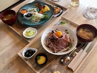 10月2日オープン！個室もあるから小さい子どもさん連れも気兼ね不要のほっこりカフェ「ことこと食堂」