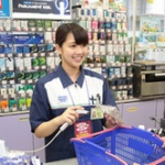 仲のいい店員さんが困ってるから助けたのに…