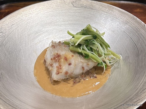 【Waka Yuto 和華ゆうと】　at　Sukhumvit Soi51　～和×中華の極上おまかせ！フカヒレと上海蟹の初冬コース～