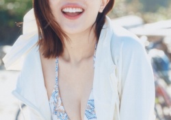 ぶっちゃけ写真集でビキニやランジェリーになるのって普通に『性』だよな