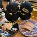 クロは，赤身白身を食べ比べ🍣＠寿司めいじん