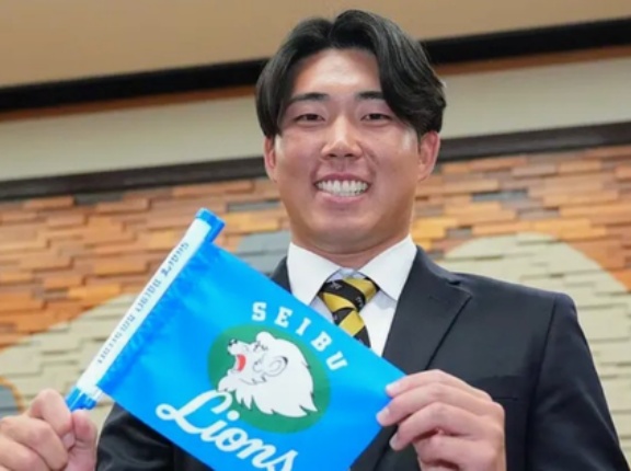 ライオンズファン、ライオンズの選手になる。
