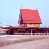 『41年前のクラブハウス（１）山小屋風の赤い屋根』の画像