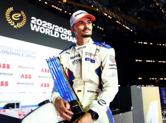 ポルシェのパスカル・ヴェアライン、ABB FIA Formula E世界選手権ドライバーズタイトル獲得