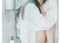 【うわあ】加藤史帆、脱ぎまくって史緒里写真集にプレッシャー。こんなBODY相手に勝てる訳ないじゃん.....