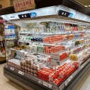 最近のイトヨの納豆棚ってこんな感じなの？北海道のおしきり食品でしょ。太子の六穀納豆に、下仁田の納豆丼。あら、粢も置いてるんだ！