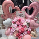 『[イコラブ] なーたん、evelynルミネ横浜店にお祝いのお花を贈る【齊藤なぎさ】』の画像
