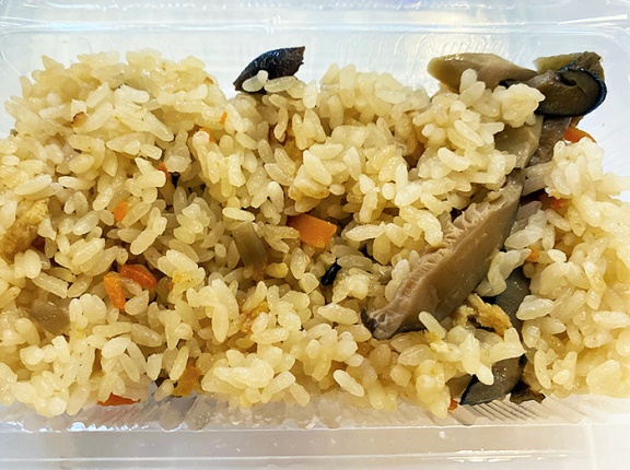 きのこの炊き込みご飯が爆裂うまい！仁木町「きのこ王国 仁木店」