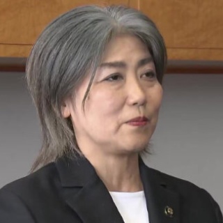 伊藤剛俊さん　鎬輪花蓋物　益子焼　共箱付 伊藤剛俊 掻き落とし湯呑み｜トレファクONLINE