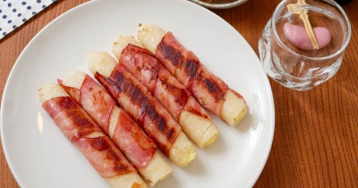「ゆげたつらん」（遠浅よるべ）のきりたんぽのベーコンチーズ焼き