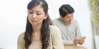 父からモラハラされてた母に私の勧めで離婚の準備を水面下でさせてた。家具などがどんどんなくなっても気づかない父は母の事を…