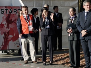 紀子さま、「オリエンテーリング」競技を観戦　デフリンピック