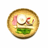 『444.たらのこんがりバターソテー カリカリベーコンと菜の花添え』の画像