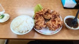 デカ盛り唐揚げ定食食べてきた😋（※画像あり）