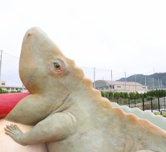 なぜトカゲ！？リアルすぎるトカゲがいる森北の新公園「トカゲ公園」ができてる