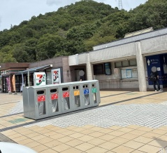 白鳥パーキングエリア(下り線)＠姫路市打越｜24時間営業のコンビニも設置されたコンパクトな休憩施設