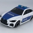 アジア限定はパトカーで登場　ＢＭＷｉ４