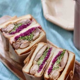 満足感がすごい！【濃厚照り焼きチキンのごちそうサンド】と、腸活スープでお弁当色々