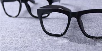 好きな先輩がレンズなしの眼鏡をかけてて恋心が一気に消えた