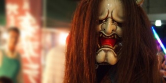 【俺の中に鬼と仏が】これまでの不仲を呪って復讐しようとする鬼と何もかも許す慈悲深い仏が俺の中で交互に現れる。早くどちらかになりたい。定まらないのが苦しい…