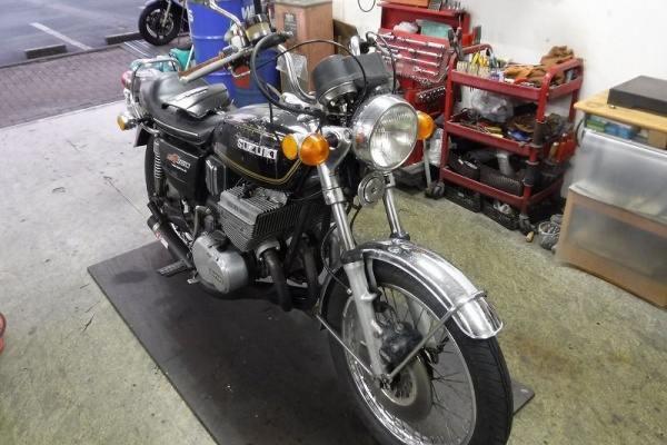 モリヤスbuild Amp Engineering Part Gt380 逆車 レストア