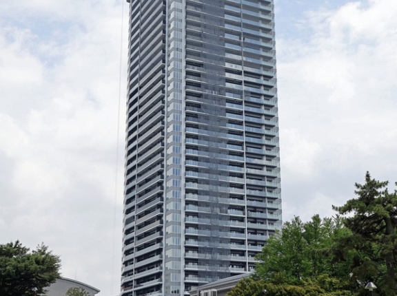 地上41階「プラウドタワー相模大野クロス」の建設状況！最上階に到達した伊勢丹相模原店跡地の分譲タワマン（2025.7.5）