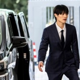 『上村謙信被告にわいせつ罪の有罪判決、日本へ帰国』の画像