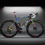 『【TREK】50周年記念Madone SLR 9AXS/Madone SL7 Gen8　受注限定販売のお知らせ！』の画像
